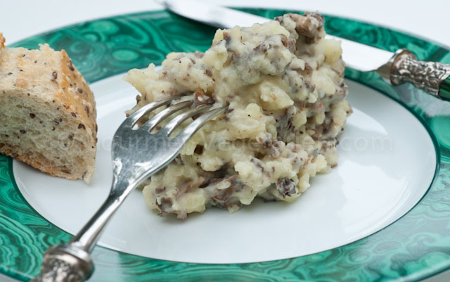 Ecrasé servi Ecrasé servi