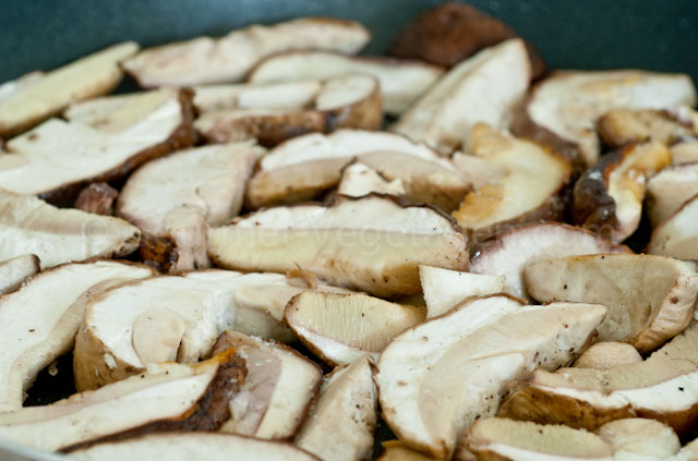 Cèpes Têtes Poêle